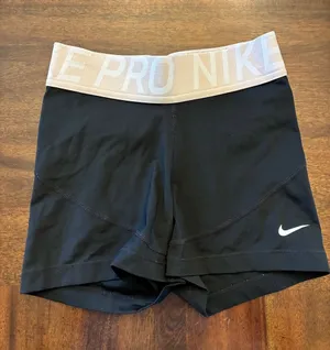 Nike Pro Spandex XS Black Biker Shorts Athletic Workout Volleyball thumbnail 1