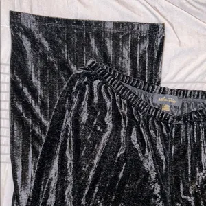 Melissa Paige Size M Black Velour Lounge Pants thumbnail 2