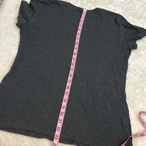 🎀 3/$20 Fruit of the loom womens medium grey coffee t shirt thumbnail 4