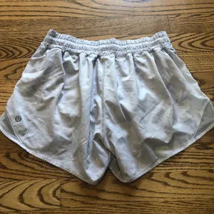 Lululemon Hotty Hot Short II Long 4” Starlight thumbnail 2