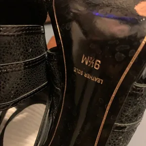 Charles Jourdan cutout heels black Size 9.5 thumbnail 8