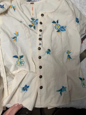 Free People Floral Embroidered Button Front Top — Size thumbnail 7