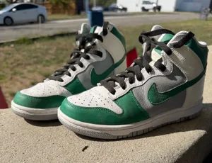 Nike Dunk Women’s High thumbnail 1