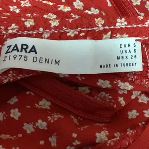 Zara Red Floral Sweetheart Neck Flutter Sleeve Bow Smocked Back Mini Dress Sz S thumbnail 6