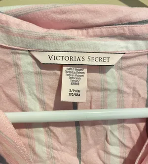 victoria’s secret pajama top thumbnail 3
