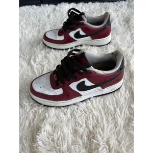 Nike Air Force 1 AF1 Burgundy Red Black White Low Top Sneakers‎ Shoes 6.5 thumbnail 6