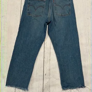 Levi’s Strauss wedgie blue cropped jeans thumbnail 4