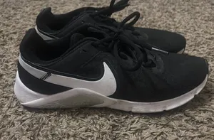 Nike Legend Essential 2 thumbnail 1