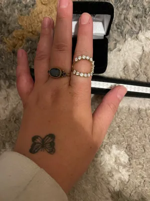 Beautiful, elegant ring Gold Size 5.5 thumbnail 2