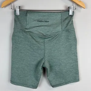 Outdoor Voices Bike Shorts Women Small Green CloudKnit Compression Zip Pocket 7" thumbnail 4