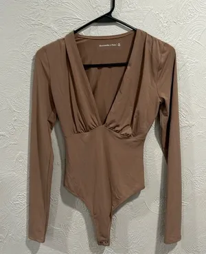 Abercrombie & Fitch Slinky Stretchy Bodysuit Long Sleeve V neck size XS thumbnail 1