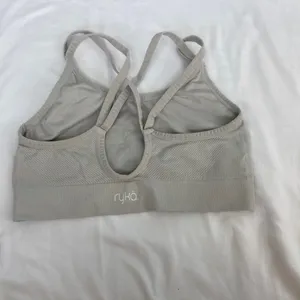 Sports Bra‎ Gray Size XS thumbnail 2