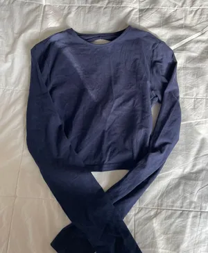 H&M backless long sleeve thumbnail 1