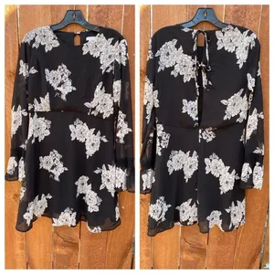 Xhilaration Floral Dress‎ thumbnail 2