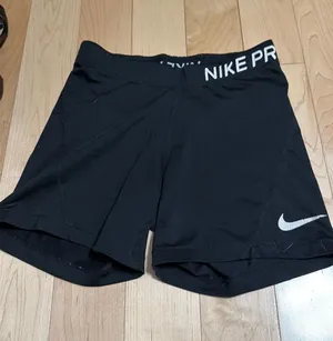Nike Pro Biker Shorts thumbnail 1