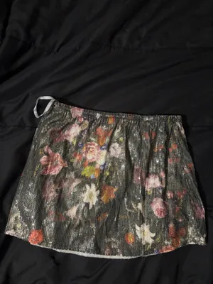 Motel Nidya Mini Skirt In Sequin Vintage Flower thumbnail 3
