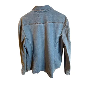 Levi Strauss Signature Button Up Shirt Women's Size XL Blue Denim Long Sleeves thumbnail 2