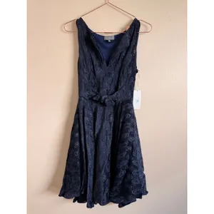 Eva‎ Franco Dress Size 4 Navy Kier Jacquard V-Neck Fit Flare Cocktail JQ373 thumbnail 2