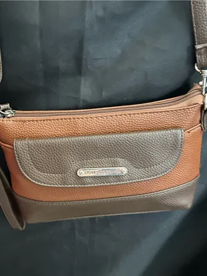 Stone Mountain Accessories Brown Two-Tone Leather Crossbody Bag thumbnail 10
