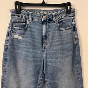 American Eagle Stretch Mom Jean Blue size 4 Long semi distressed look thumbnail 2