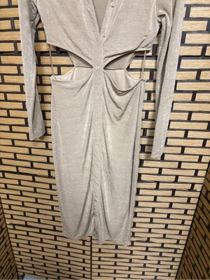 Mable tan cut out midi dress size large thumbnail 3