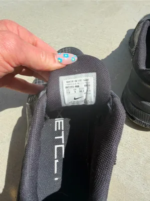 Nike women's Metcon 8 thumbnail 5