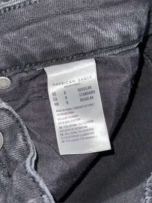 American Eagle Mom Straight Jeans Black Distressed Denim Women’s Sz 8 High Rise thumbnail 7