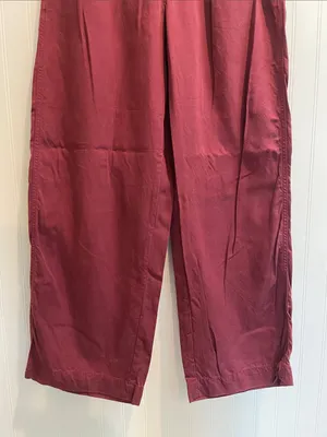 MADEWELL The Neale Straight-Leg Pant in Drapeweave in Cabernet Size 6 thumbnail 9