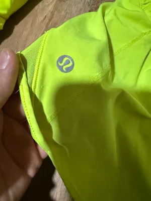 Hotty Hot Lululemon 2.5" Shorts thumbnail 2