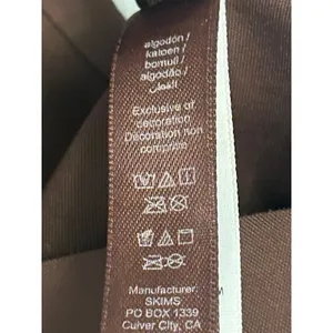 Skims Body Plunge unlined Bodysuit medium Cocoa New with tags thumbnail 8