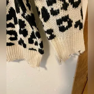 Staccato Black/Cream Distressed Long Sleeve Cheetah Print Sweater thumbnail 5