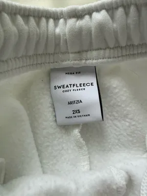 Aritzia Sweatfleece Cozy Fleece Mega Fit Sweatpants Joggers - White - Size XXS thumbnail 5
