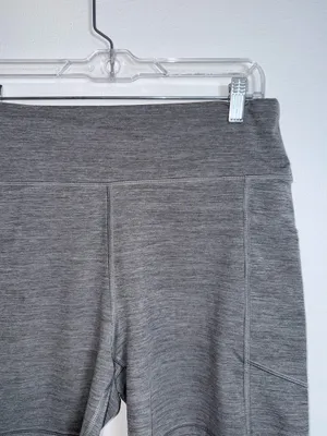 American Eagle Everything Pocket 6” Bike Short Gray Fleece Super High Rise thumbnail 4