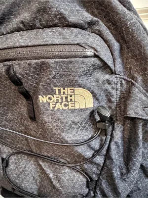 The North Face Borealis Laptop Backpack Black, Gray & Rose Gold thumbnail 4