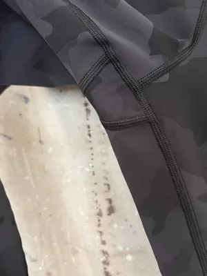Lululemon Wunder Under High-Rise Tight 28", Full-On Luxtreme Heritage 365 Camo thumbnail 4