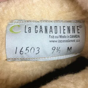 La Canadienne Evitta Genuine Shearling-Lined Waterproof Bootie Size 9.5M thumbnail 3