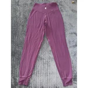 Lululemon‎ Women's Align High Rise Jogger Pants Front Pockets Plum Size 4 thumbnail 4