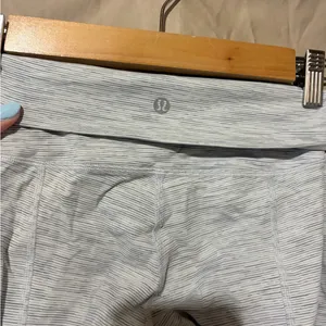 Lululemon leggings thumbnail 2
