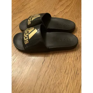 adidas Women’s Black Slide Slip-On Sandals Gold Logo US 9 thumbnail 2