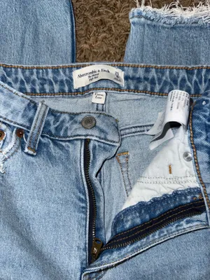 Abercrombie & fitch thumbnail 2