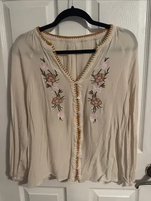 Women’s Cream Embroidered V thumbnail 1