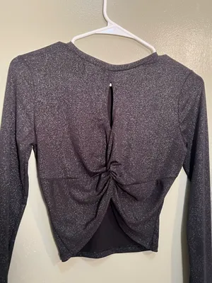 Open Edit Women's Size XXS Long Sleeve Athletic Top Gray Metallic Open Back Crop thumbnail 6