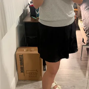 H&M Black Women's mini Skirt thumbnail 6
