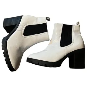 Topshop Women's White Chelsea Boots Size 7.5 Block Heel Fashion thumbnail 2