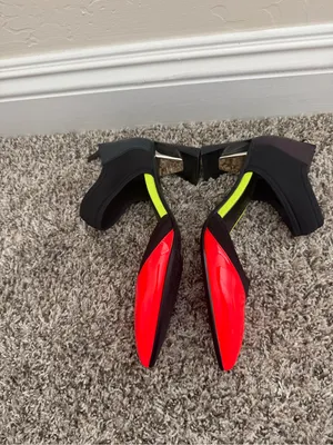 United Nude Red and Black Pointed Toe Mary Jane Heels Size 37 or 6.5 thumbnail 5