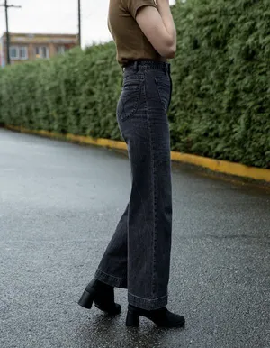 ✨Rollas Sailor Sz 26 Jean - Comfort 80s Black✨ thumbnail 4