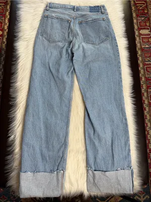 Abercrombie The 90’s Relaxed High Rise Cuffed Jeans thumbnail 6