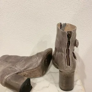 Freebird by Steven Joey Heeled Booties Size 8 EUC thumbnail 5