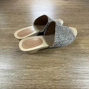 Madewell Clog Mule Sandals Womens 8 Spotted Calf Hair Wood Heel Slides Boho Chic thumbnail 6