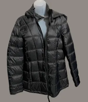 Hawke & Co‎ Performance Lightweight Water & Rain Resistant Size M thumbnail 1